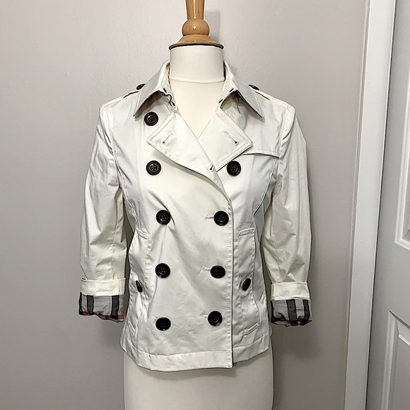 Burberry Brit White Jacket - Picture 2 of 8
